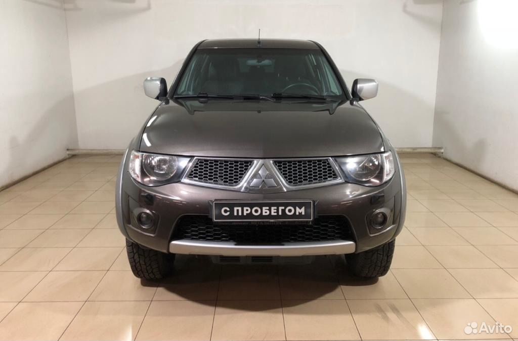 Mitsubishi L200 `2011