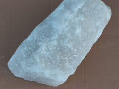 Соль-лизунец каменная
