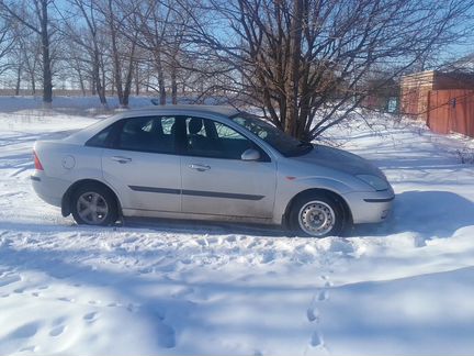 Ford Focus 2.0 МТ, 2004, седан