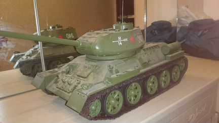 Танк т -34-85