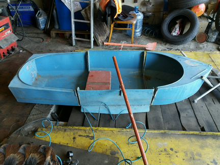 Лодка Малютка 1