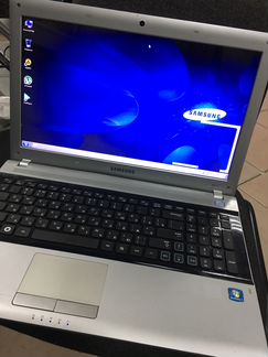 SAMSUNG ноутбук i3