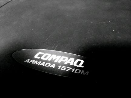 Ноутбук Compaq Armada 1571DM