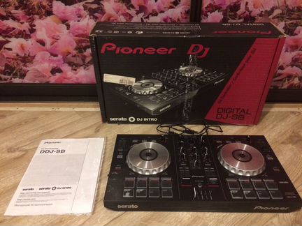 DJ контроллер Pioneer DJ SB