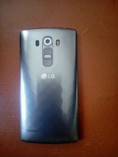 Продам телефон LG G4S на востановление или на запч