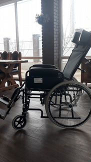 Ивалидное кресло-коляска