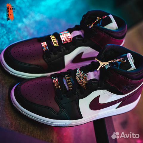 air jordan mid beetroot