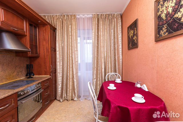 

1-к. квартира, 53 м², 3/5 эт.
