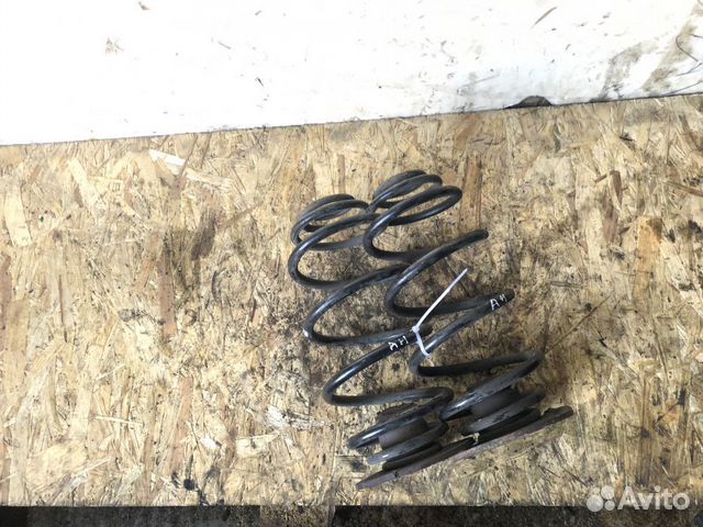 Задние пружины opel astra H комплект
