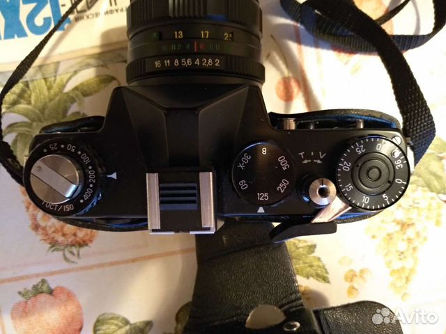 Пленочный фотоаппарат зенит