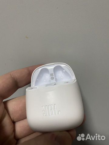 Jbl tune 225 tws кейс