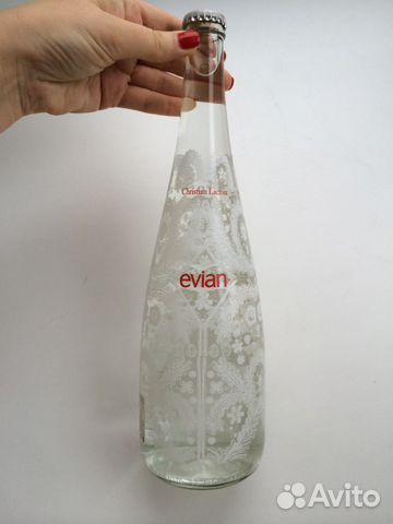 Коллекционная бутылка evian от Christian Lacroix Коллекционная бутылка evian от Christian Lacroix