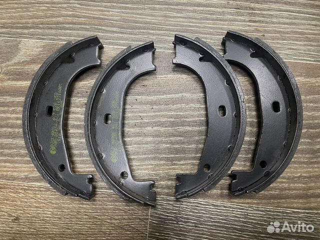 Колодки ручного тормоза BMW E36