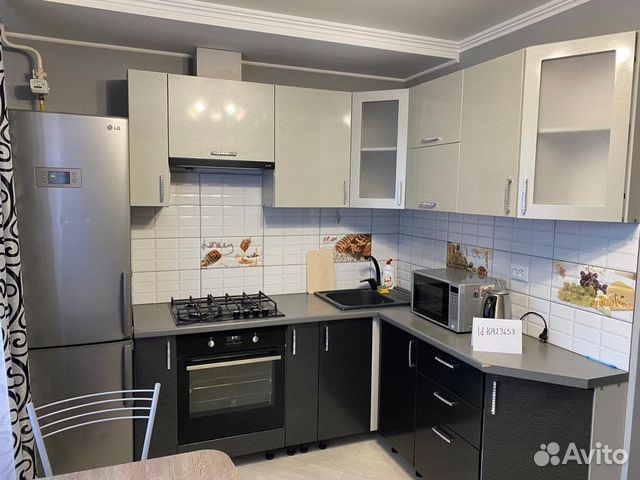 

1-к. квартира, 37 м², 1/10 эт.