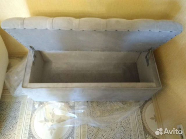 Банкетка, длина 105 см, ширина 47см,высота 43 см