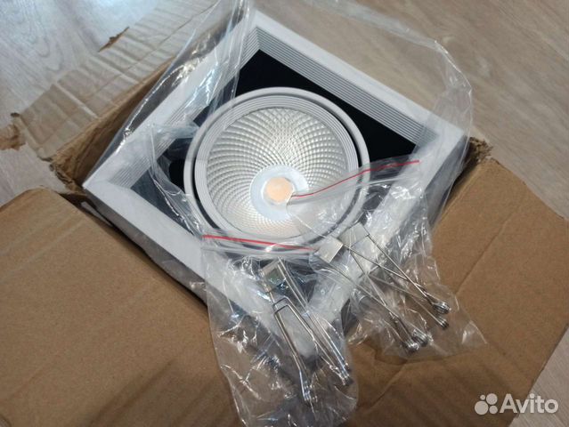 Светильник светодиодный встраиваемый карданный