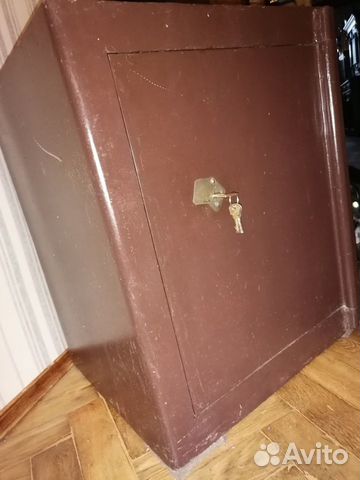 Шкаф металлический сейф