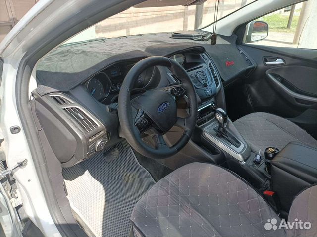 Ford Focus 1.6 AMT, 2012, битый, 2 555 км