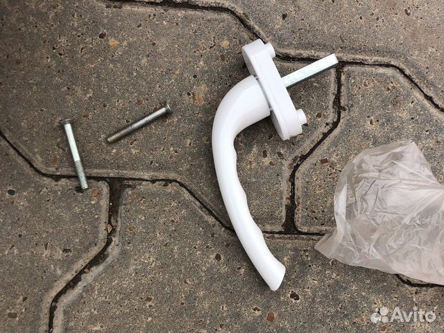 Ручка для пластиковых окон и дверей