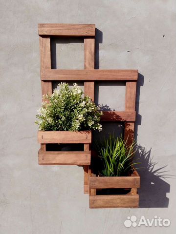 Кашпо для цветов настенное