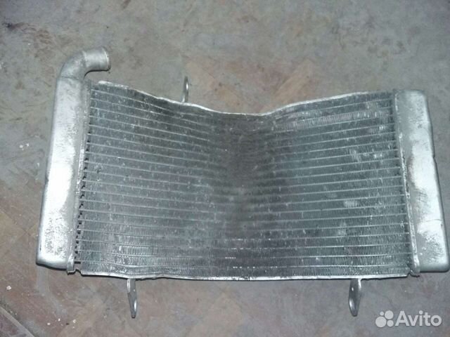 Радиатор на Ducati 748/916