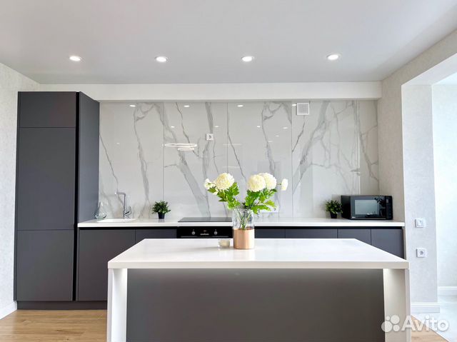

3-к. квартира, 85 м², 9/9 эт.