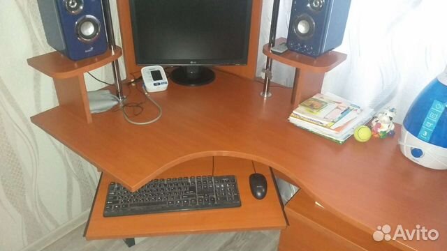 Компьютерный стол