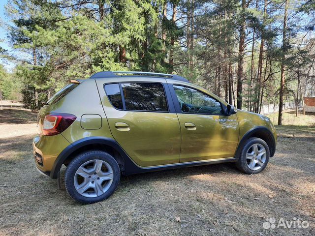 Renault Sandero Stepway 1.6 AT, 2016, 121 500 км