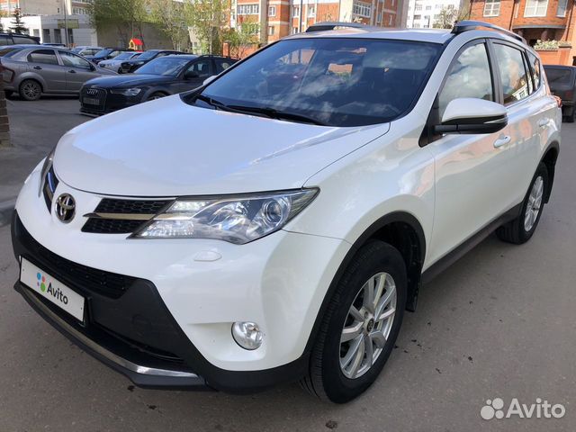 Toyota RAV4 2.2 AT, 2015, битый, 159 999 км