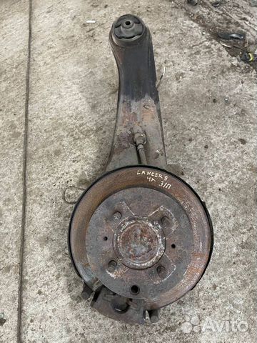 Кулак задний правый левый Mitsubishi Lancer 9 ix