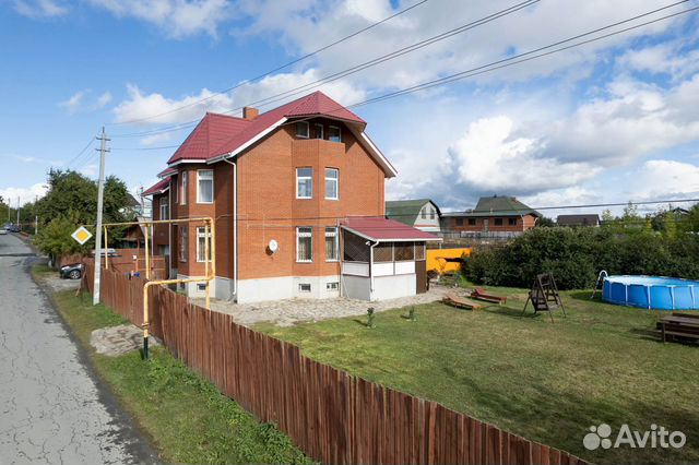 

10-к. и более коттедж, 500 м²
