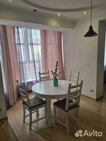 

2-к. квартира, 71,8 м², 2 кровати