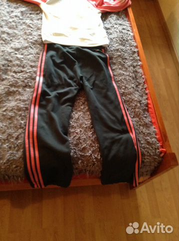 Adidas. Спорт. костюм Adidas. Спорт. костюм