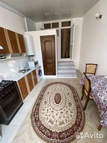 

1-к. квартира, 60 м², 1/5 эт.