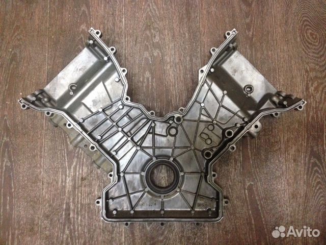 Крышка двигателя передняя Range Rover v8 4.2 4.4 l