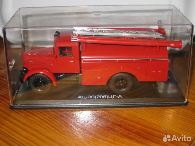 Модель пожарного автомобиля ац-30(205) цг-А