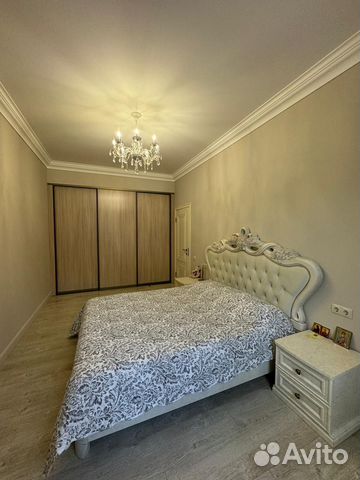 

1-к. квартира, 70 м², 2/6 эт.