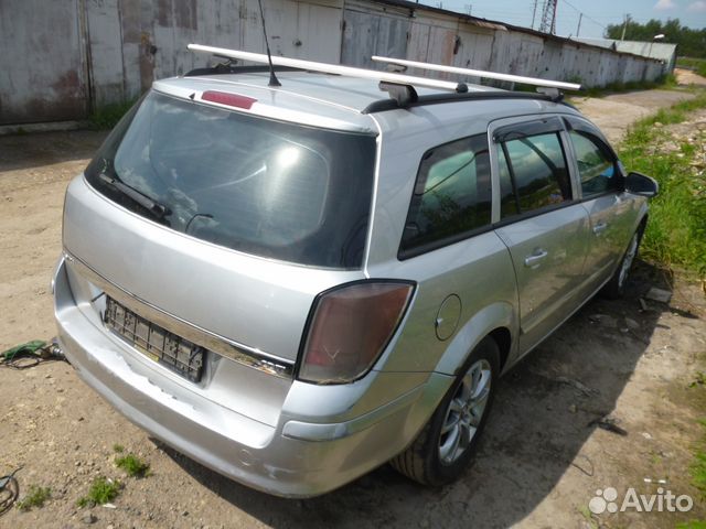 Разбираю Opel Astra H Опель Астра Ш z13dth m20 es