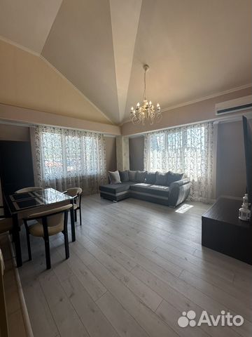 

2-к. квартира, 105 м², 4/4 эт.