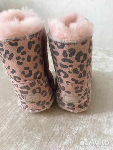 Ugg валенки, сапожки для маленькой девочки Ugg валенки, сапожки для маленькой девочки