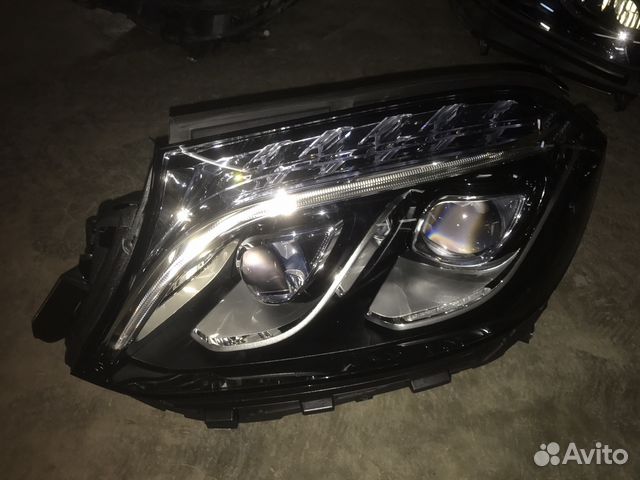 Фара левая на мерседес 166 GLS Фара левая на мерседес 166 GLS