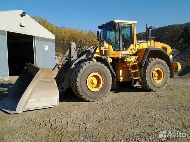 Аренда фротального погрузчика, экскаватор, лесовоз