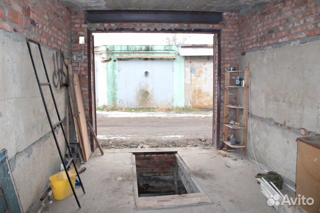 Гараж, > 30 м²