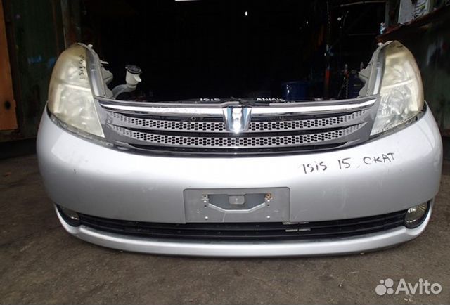 Toyota Isis срез