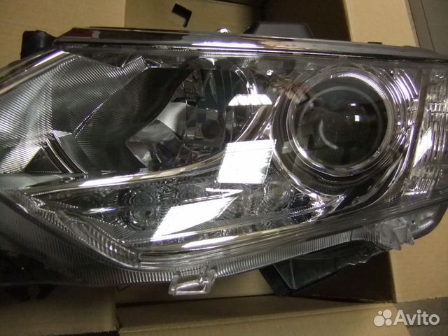 Фара ксенон тойота камри V50 Фара ксенон тойота камри V50