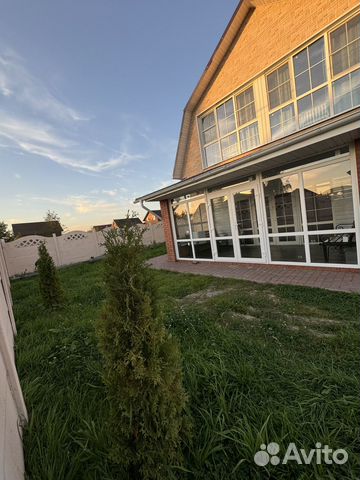 

Дом 220 м² на участке 9,8 сот.