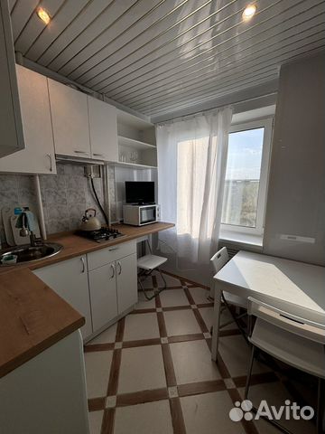 

1-к. квартира, 35 м², 8/10 эт.