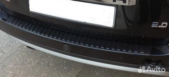 Накладка на задний бампер Рено Дастер