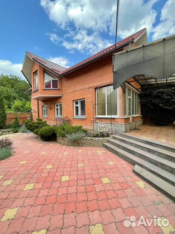 

3-к. дом, 150 м²