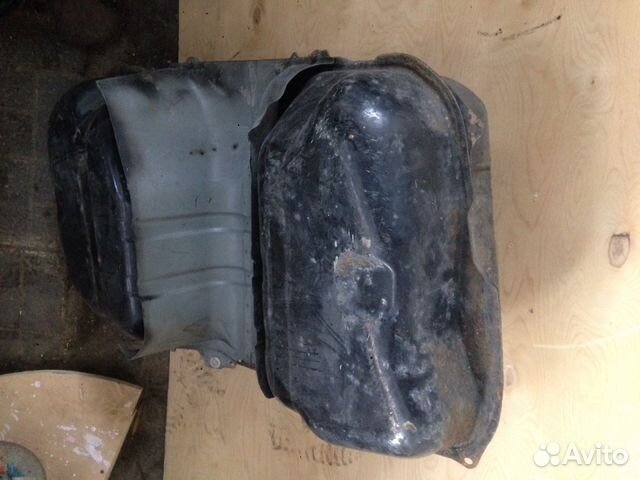 Бензобак Mitsubishi Outlander XL ASX 2.0 DI-D 4WD Бензобак Mitsubishi Outlander XL ASX 2.0 DI-D 4WD